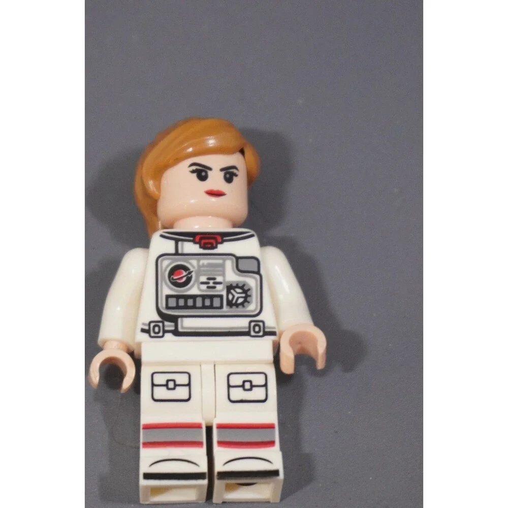 LEGO Custom Female Astronaut Minifigure Series 15 Spacesuit Space Town MOC